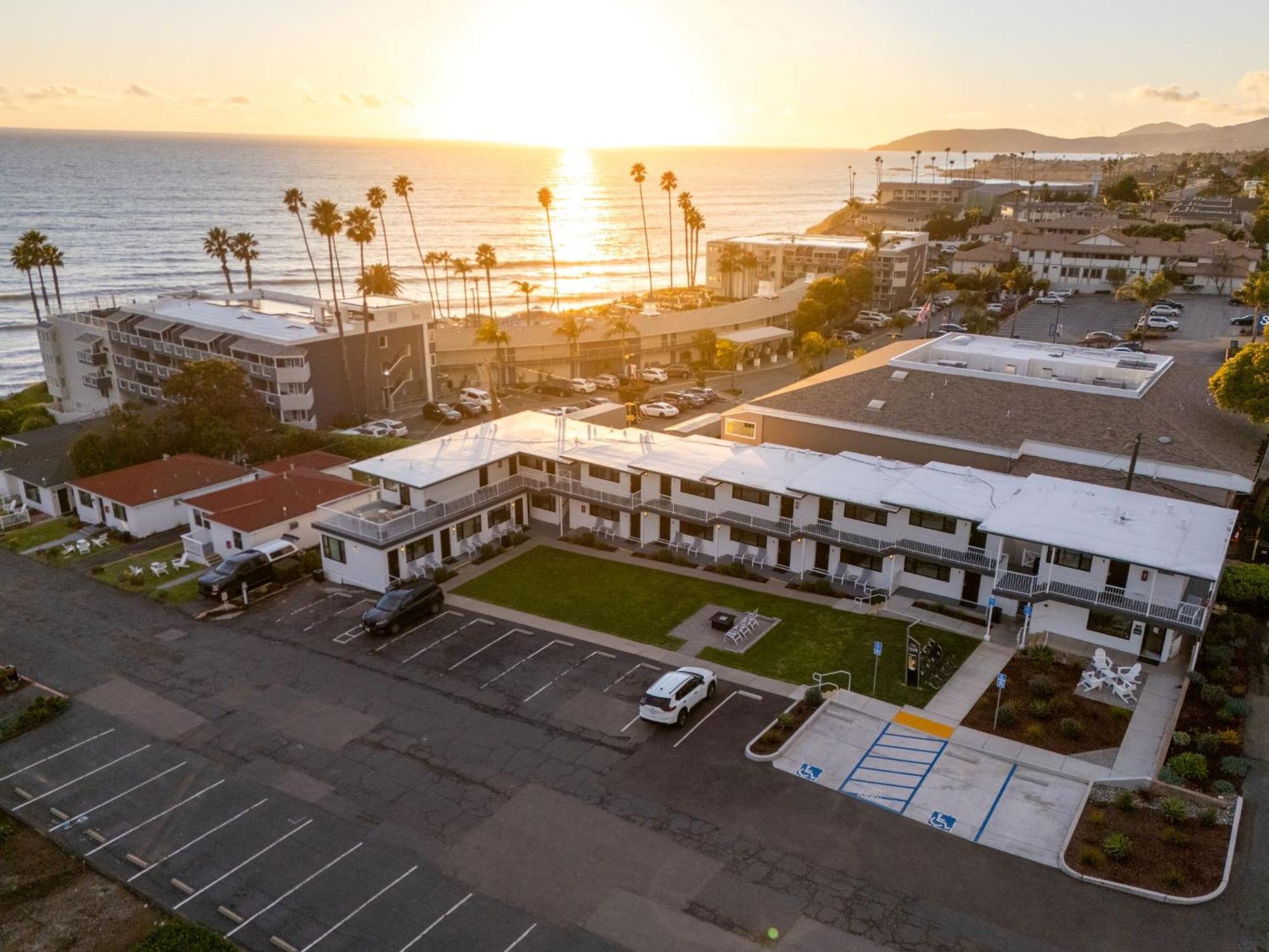 פיסמו ביץ' Tides Oceanview Inn And Cottages מראה חיצוני תמונה